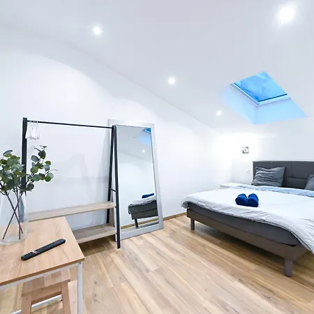 Trois Pieces Cozy N14 Apartment *